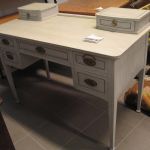 411 4272 WRITING DESK